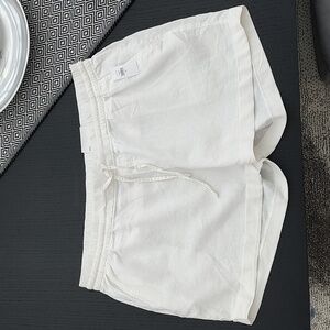 New Linen Blend High Waist Off-White Pull On Shorts Pockets 4.5" Inseam XL